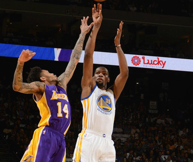 皮特森在首 皮特森在首