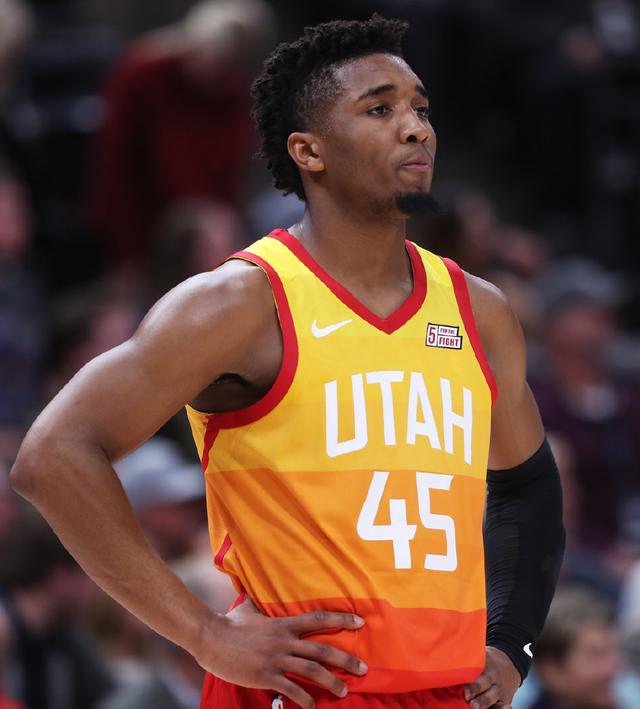 通过不断的 通过不断的