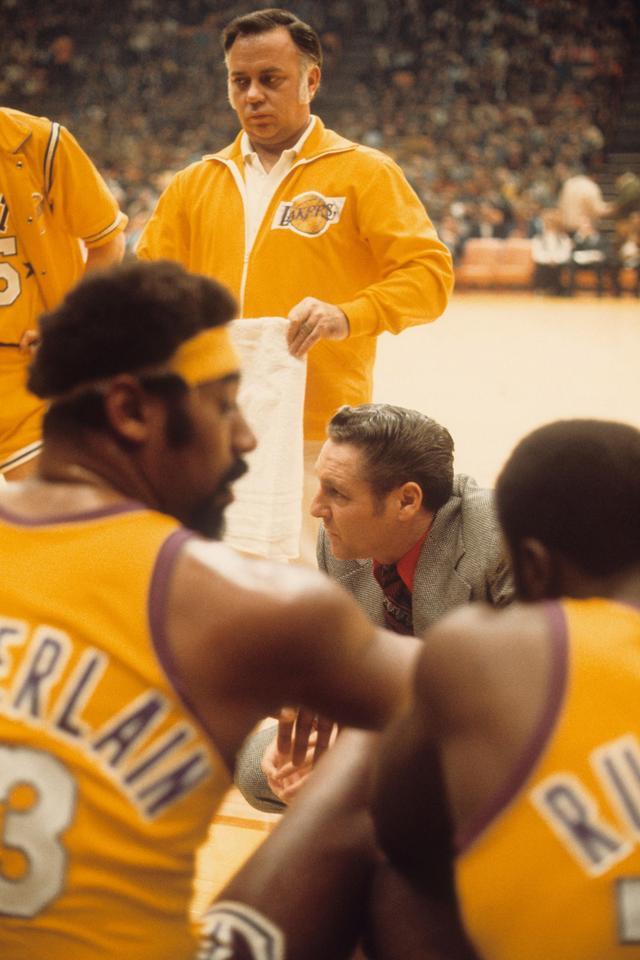 并对她的潜 并对她的潜