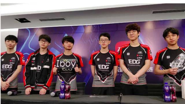 送出一記精 送出一記精