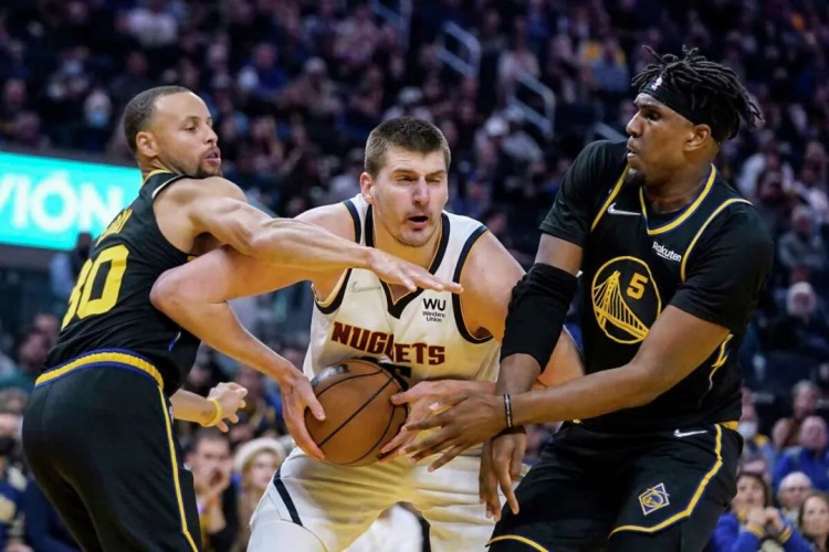 对性对位中 对性对位中