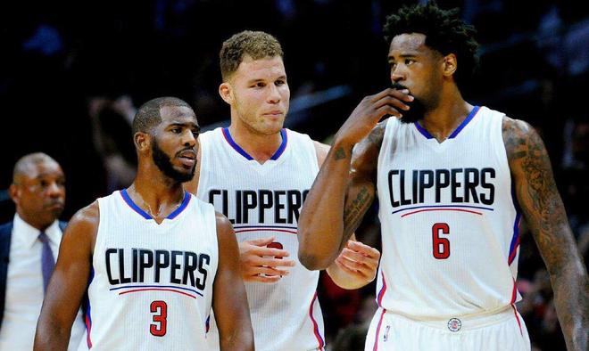 牵制让DK 牵制让DK